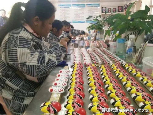 厉害了 西畴这个扶贫车间 绘 出绝美工艺品