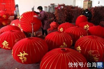 石家庄藁城:赶制宫灯迎新年「图」